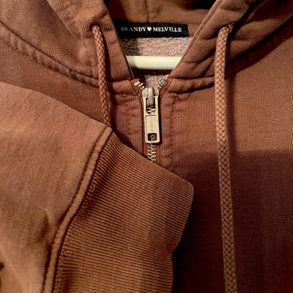 New brown oversized Brandy Melville Christy zip up - Picture 2 of 3